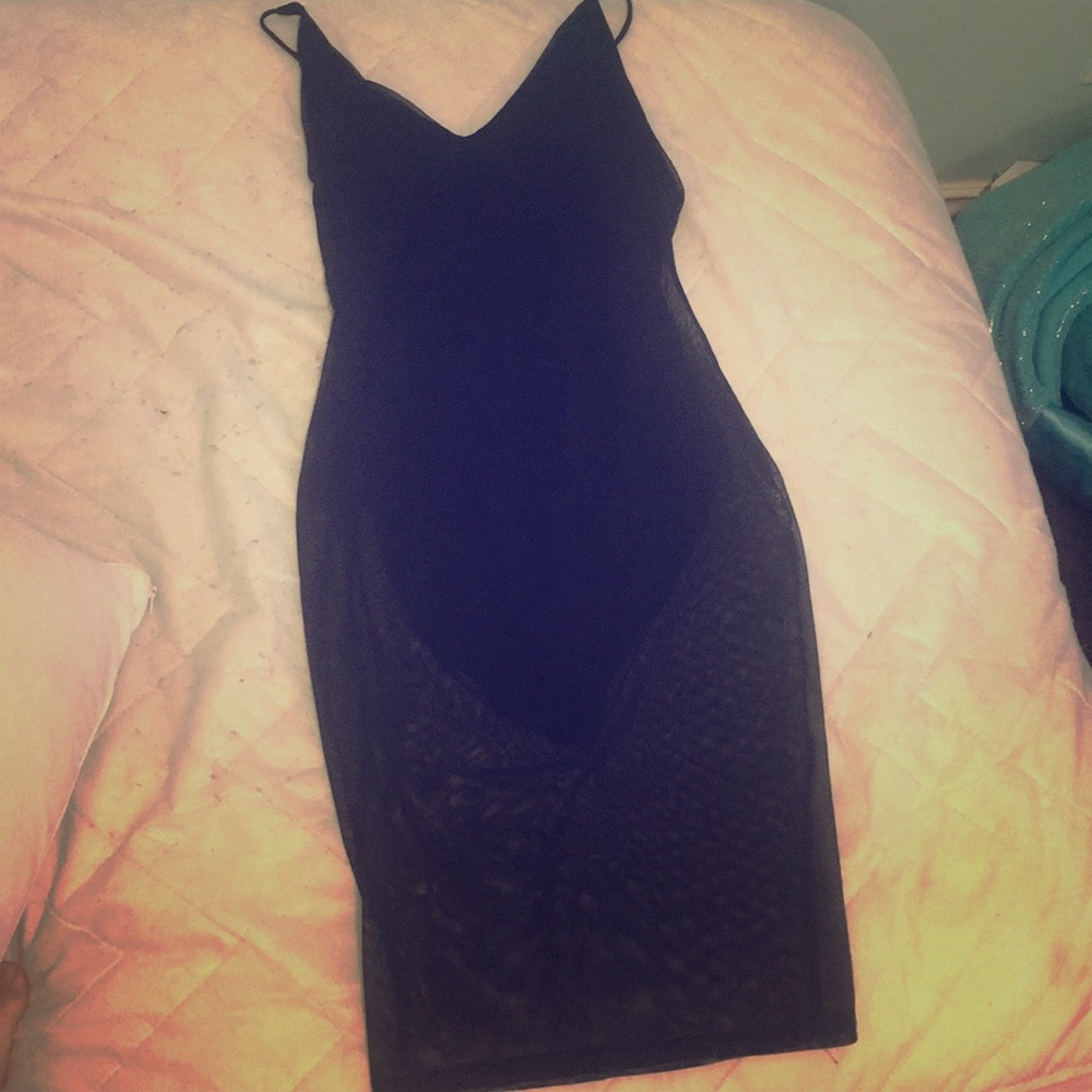 Pretty little thing mesh overlay dress NWT!